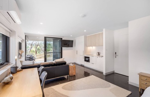 Blackmans Bay Condominio | Beachfront Studio with Breathtaking Views