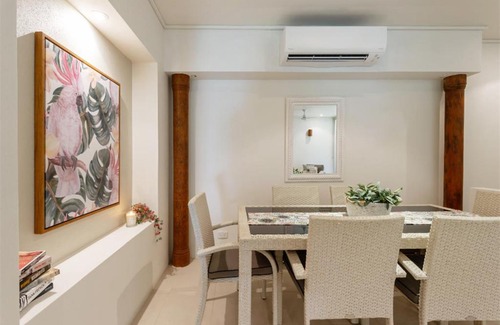 Port Douglas Villa | Beachfront Villa - Direct beach access