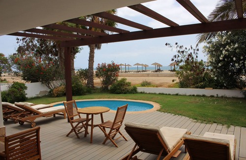 Santa Maria Villa | Beachfront Villa Tortuga with seaview