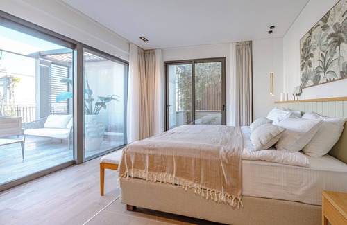 Bodrum City Center Complejo | Beachfront Villa with Hotel Amenities Inside a 5-Star Resort