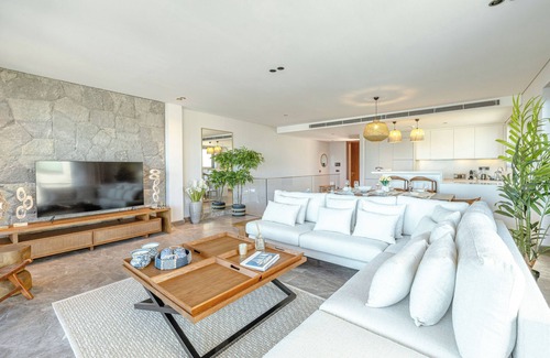 Bodrum City Center Complejo | Beachfront Villa With Hotel Amenities Inside a 5 star Resort