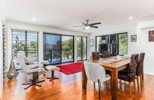 Casuarina Villa | Beachside Escape on Cottonwood