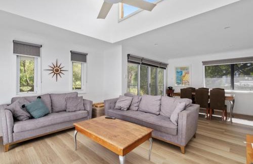 Inverloch Casa | Beachside Family Haven