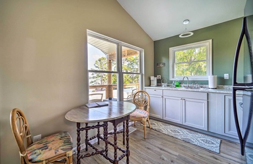 Bean Station Cabaña | Bean Station Cottage: Unobstructed Lake Views