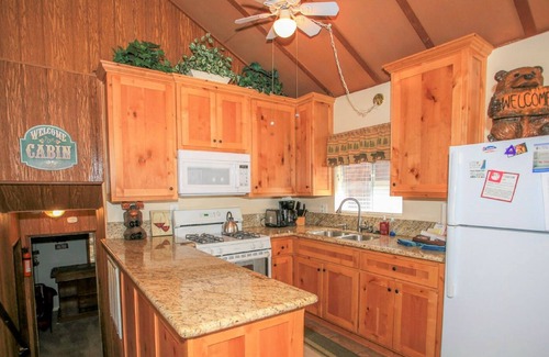 Moonridge Cabaña | Bear Mountain Retreat