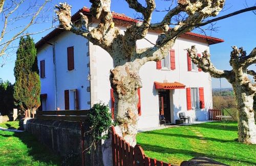 Arraute-Charritte Apartamento | Beau studio indépendant