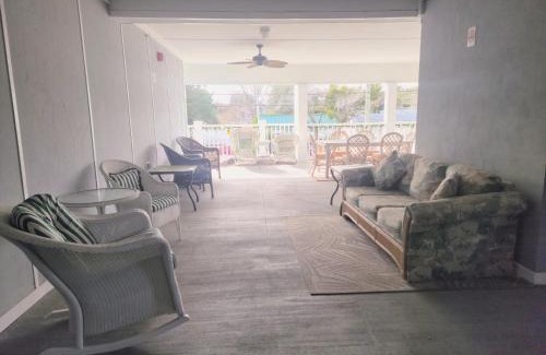 Morehead City Hotel | Beaufort Harbour Suites and Lodges