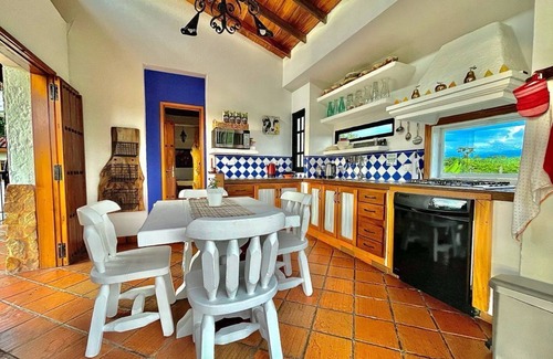 Montenegro Villa | Beautiful Villa Traditional Colombian House Quimbaya/Quindio