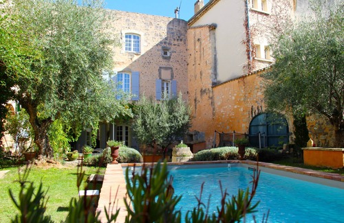 Saint-Paul-Trois-Chateaux Casa | Hermosa casa con piscina, justo en el centro del pueblo.