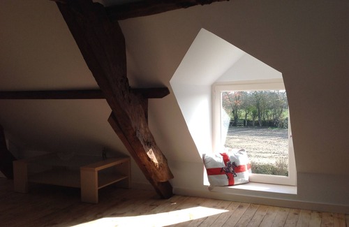 Louvieres Apartamento | Estudio bellamente amueblado dentro de una propiedad antigua