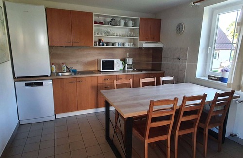 Rudnik Casa | Maravillosa casa de vacaciones privada para 8 personas con piscina, WIFI, TV y terraza