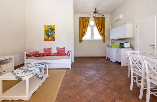 Strassoldo Apartamento | Hermoso apartamento para 4 personas con WIFI, A/C, TV, terraza y mascotas permitida