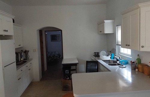 Somerset Village Apartamento | Beautiful 1-Bed House in Somerset Village
