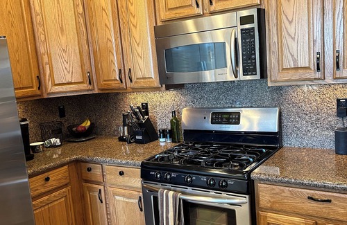 Sun City West Casa | Beautiful 2-bedroom home in gated community, Sun City West, AZ