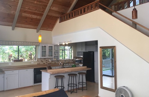 Keaau Casa | Beautiful 2 Bedroom, 1 bath, full kitchen, secluded acre of gardens