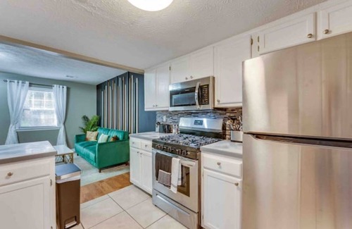 Church Street Casa | Beautiful 2 bedroom home located by Airport