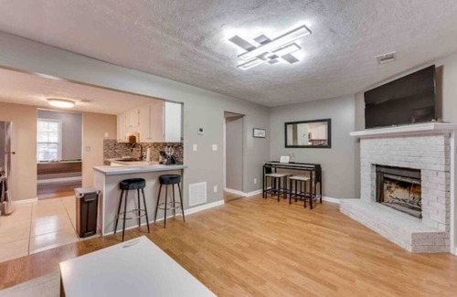 Church Street Casa | Beautiful 2 bedroom home located by Airport