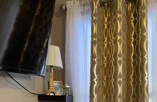 Southfield Casa | Beautiful 2 Bedroom Boutique Home