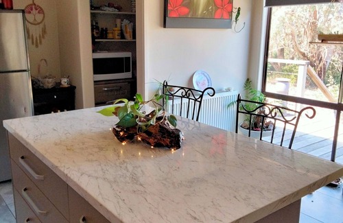 Narracan Casa | Beautiful 3 bedroom farmhouse in Narracan