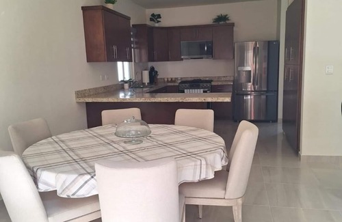 Tijuana Casa | Beautiful 3b, 2.5ba, two-story house in gated community in Tijuana