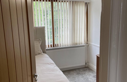 Walsall Casa | Beautiful 5-bed House in Walsall