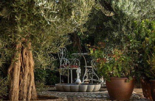 Castronuno Casa | Beautiful Alamedas - el arte de descansar entre jardines y viñedos