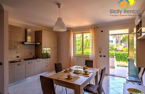 Porto Empedocle Apartamento | Hermoso apartamento con vista al mar a solo 5 minutos de la Scala dei Turchi