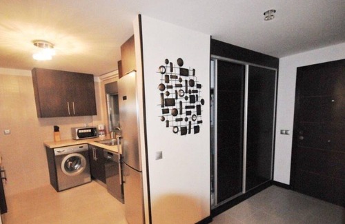 Playa Paraiso Apartamento | Precioso apartamento con vistas al mar, piscina climatizada y cerca de una playa muy bonita.