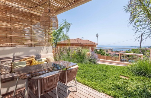 Pantai Apartamento | Acogedor apartamento para 4 personas con WIFI, A/C, piscina, TV y patio