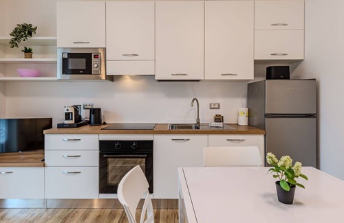 Dro Apartamento | Hermoso apartamento para 4 personas con WIFI, TV, patio y vista panorámica