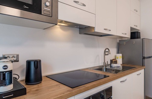 Dro Apartamento | Hermoso apartamento para 4 personas con WIFI, TV, patio y vista panorámica