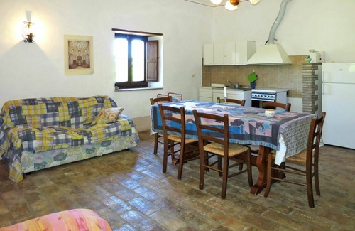 Bagnoregio Villa | Bonito apartamento en villa para 5 personas con piscina, WIFI y patio