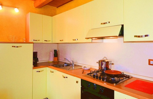 Peglio Casa | Hermoso apartamento en villa para 6 personas con WIFI, TV y patio