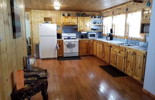 Cheboygan Casa | Alquiler de vacaciones en el área recreativa de Black Mountain