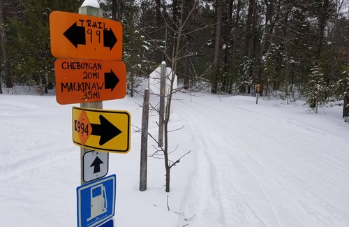 Cheboygan Casa | Alquiler de vacaciones en el área recreativa de Black Mountain