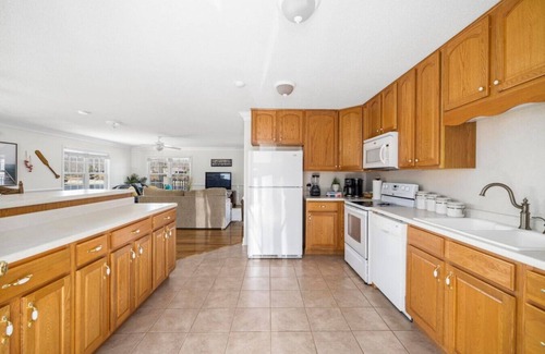 Piney Flats Casa | Beautiful Boone Lake Views for 8