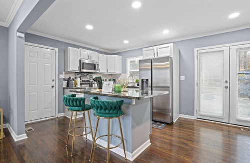 Hapeville Casa | Beautiful Bungalow home!