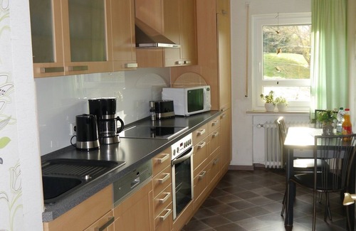 Niederehe Apartamento | Hermosa cómoda casa, de vacaciones en medio de la región de Eifel volcánica