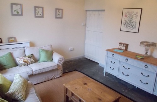 Manorbier Cabaña | Hermosa casa de campo en el corazón de Manorbier. Parte de Manorbier Castle Estate