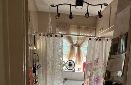 Harlingen Casa | Beautiful Cozy Harlingen Retreat!