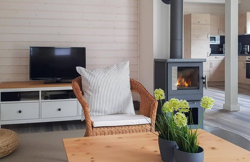 Krems II Casa | Hermosa casa en Krems II/Warderbrück