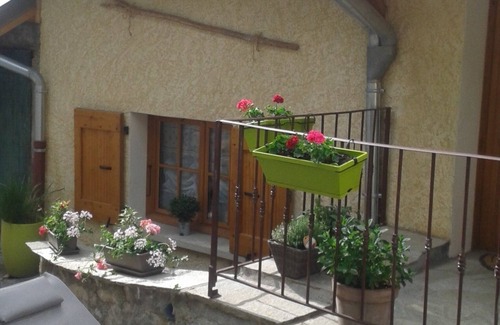 Theus Chalet De Esquí | Chalet con encanto clasificado *** Terraza panorámica entre cielo, montaña y Durance