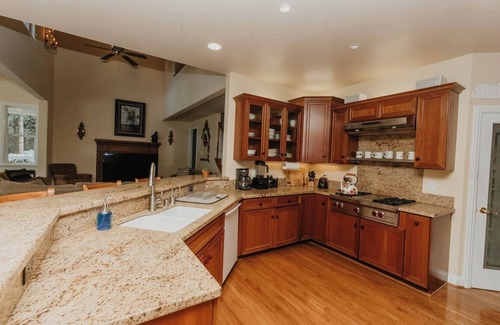 Nevada City Casa | Beautiful family friendly home