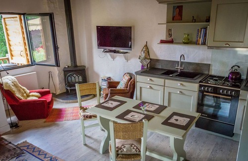 Saint-Cybranet Casa | Cabaña de lujo con balcón y gran piscina