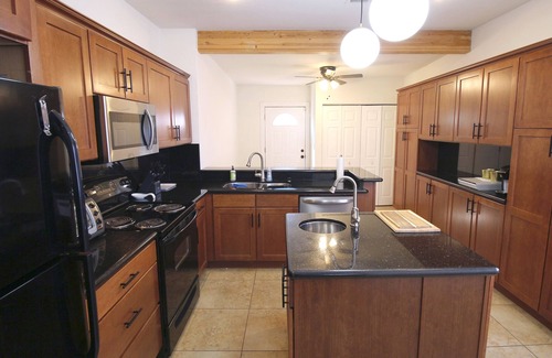 Coronado Casa | Beautiful Historic House in Trendy Coronado Just North of Downtown