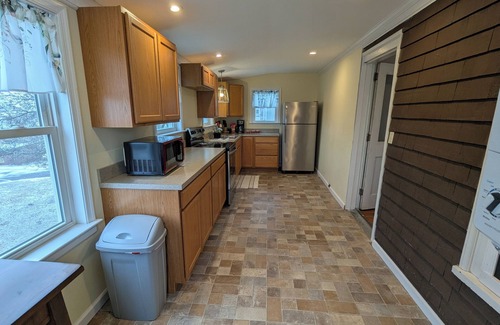 Bally Casa | Beautiful historic stone house in small-town Bally.