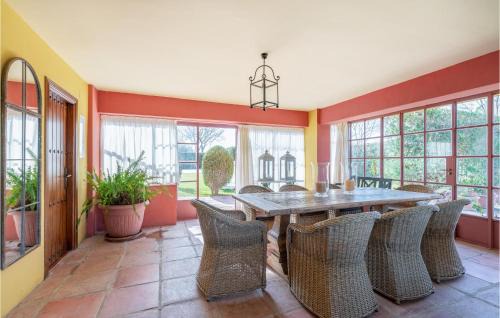 Morón de la Frontera Casa | Beautiful Home In Moron De La Frontera