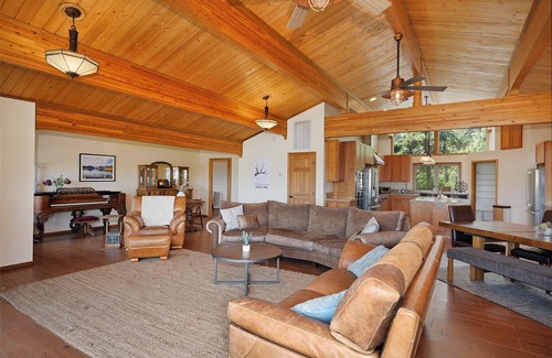 Lakehead Casa | Beautiful Home Above Lake Shasta