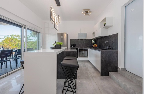 Kolan Casa | Hermosa casa en Mandre