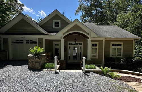 Epping Forest Casa | Esta magnífica casa de Epping Forest tiene algo para todos. Con un ascensor que llega a cada piso, la casa es accesible para todos.